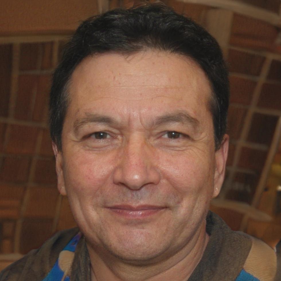 Mihnea Stoicescu, Director Dezvoltare
